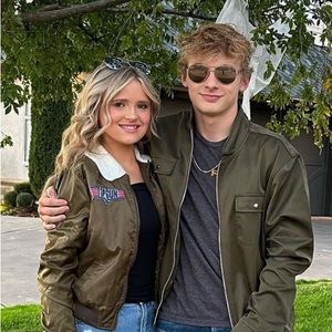 Meet your Posher, Vivian